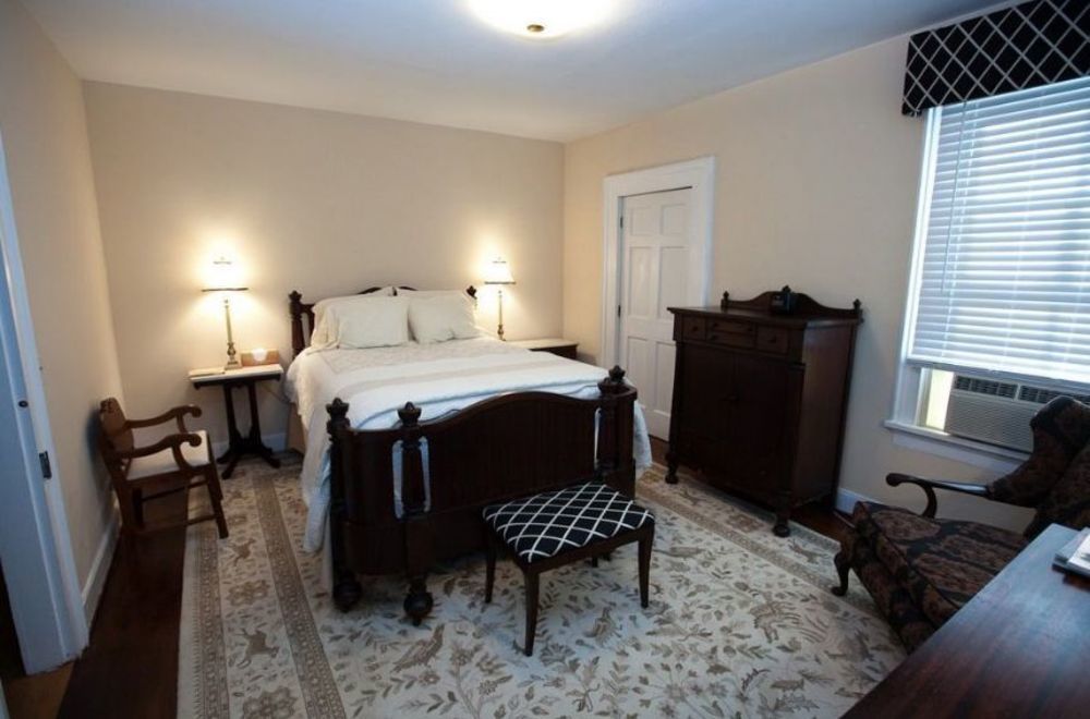 Inn On Poplar Hill Orange Exterior photo